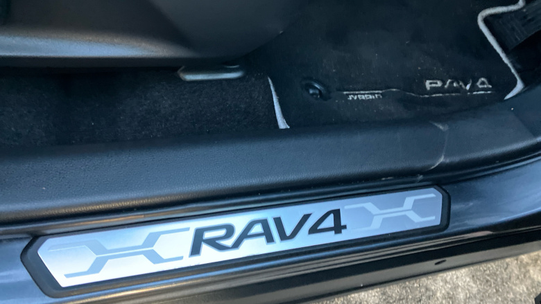 Toyota RAV4 2.5 VVT-i Hybrid Design 5dr CVT Hybrid Estate